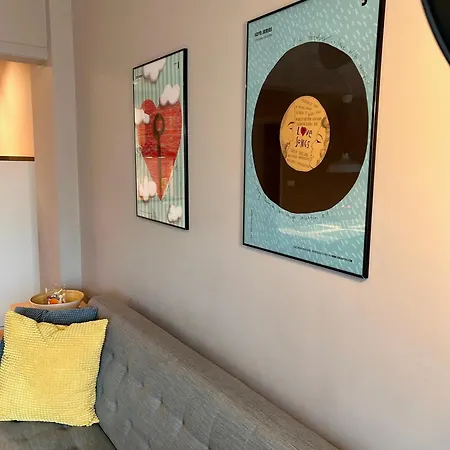 Апартамент Sea Breeze L 2bd Sea Garden Варна